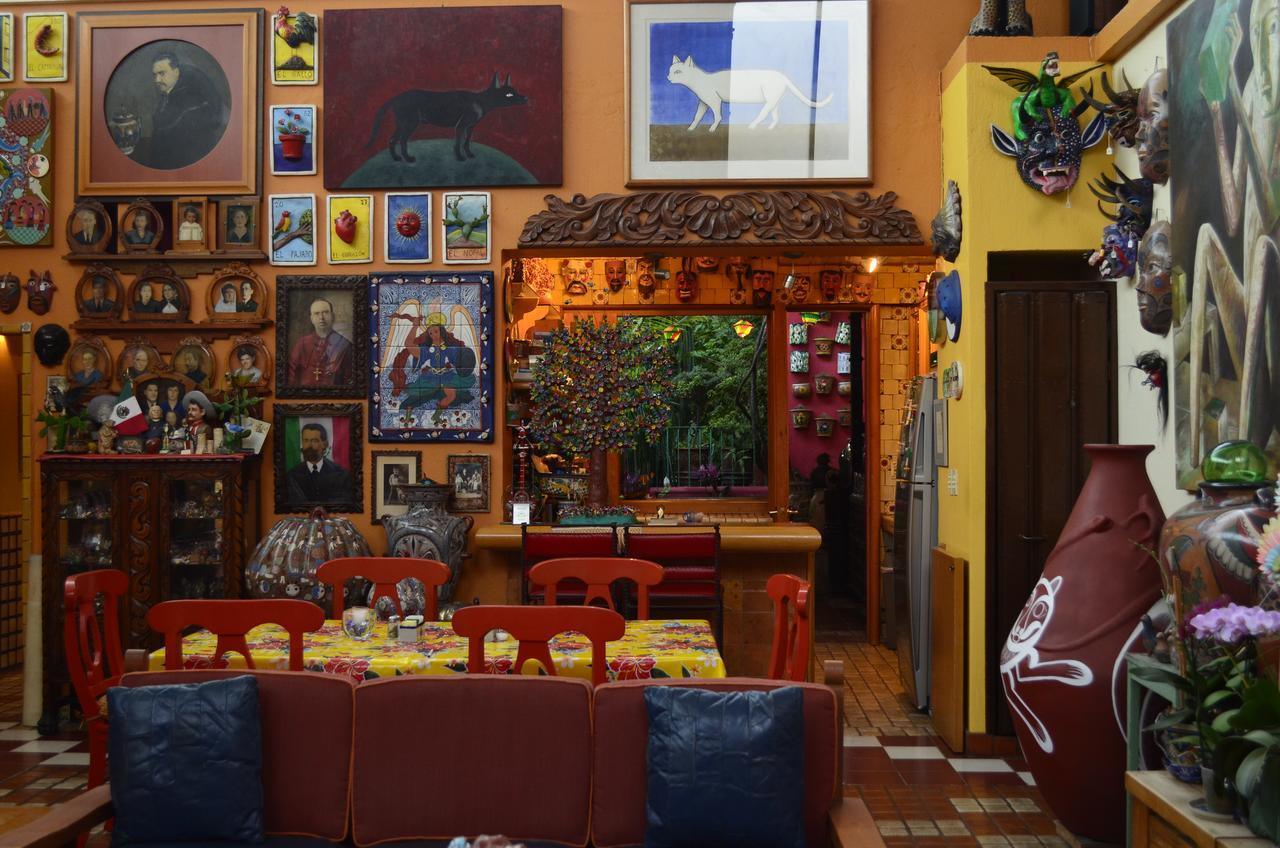 Bed and Breakfast Casa De Las Flores Tlaquepaque Екстер'єр фото